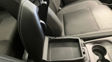 Nissan Qashqai 1.3 DiG-T MH N-Connecta 5dr Petrol Hatchback